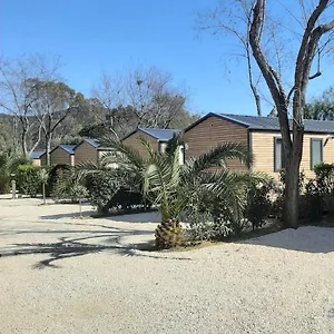 eco-lodge-lou-pantai.fr-provencehotel.com/